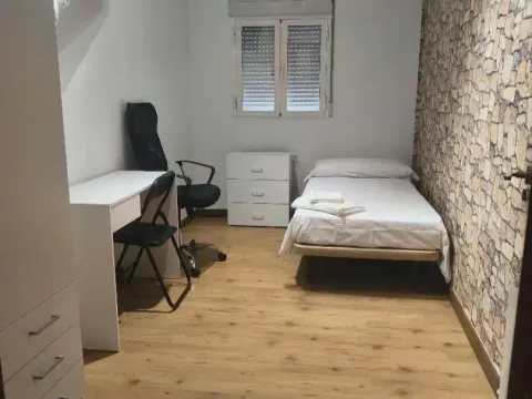 Habitación en alquiler, Baeza (3/5)