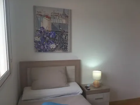 Habitació de lloguer, Montfort