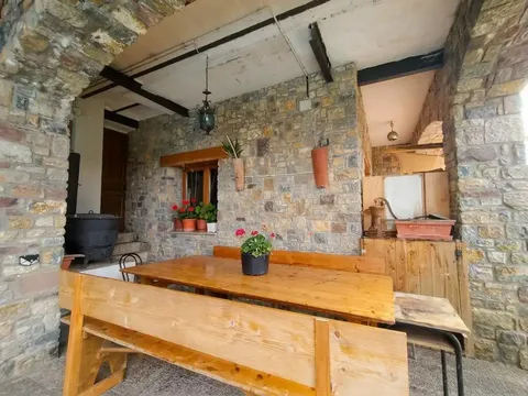 Flat 200 m² in Alàs i Cerc
