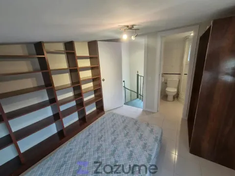 Moradia 70 m² em Simancas (2/28)