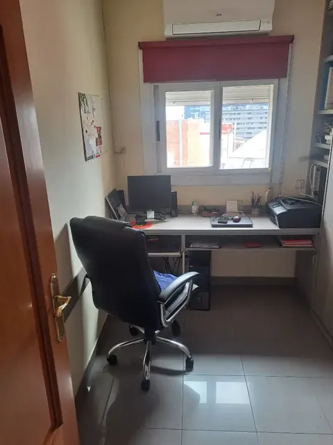 Wohnung 110 m² in l'Hospitalet de Llobregat