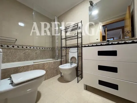 Pis de 104 m² a Sant Sebastià