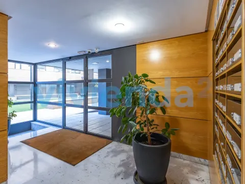 Apartamento 100 m² em Madrid (2/31)