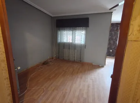 Pis de 100 m² a Renedo de Esgueva