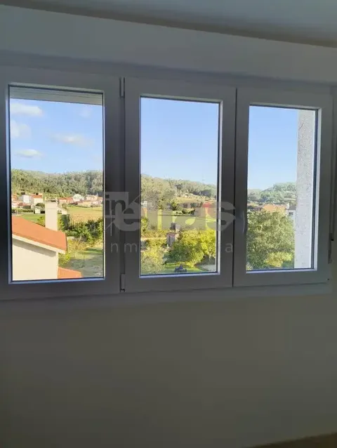 Flat 122 m² in Vimianzo