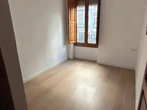 Pis de 75 m² a València