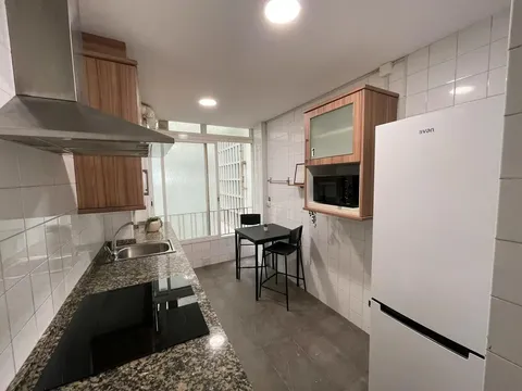 Habitación en alquiler, Hospitalet de Llobregat