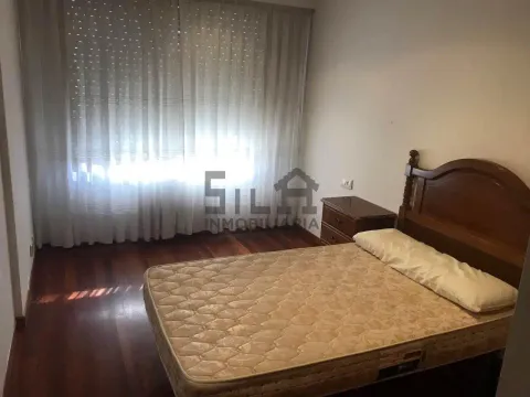 Pis de 105 m² a Ourense