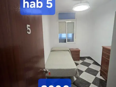 Habitación en alquiler, Cádiz (4/11)