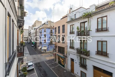 Pis de 79 m² a València