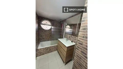 Комната в аренду, Мадрид