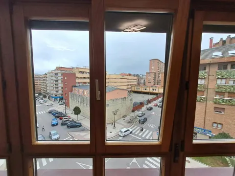 Pis de 82 m² a Oviedo