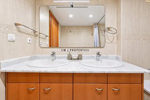 Pis de 128 m² a València