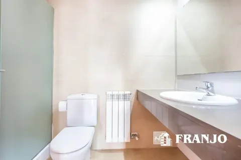 Pis de 111 m² a Barberà del Vallès