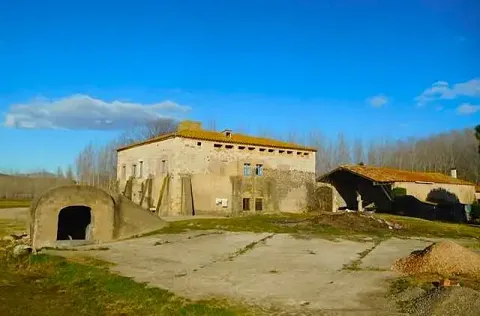 Casa de 1217 m² a Bordils