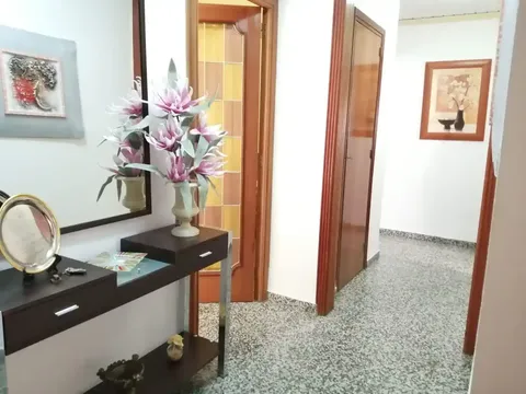 Pis de 100 m² a Almansa