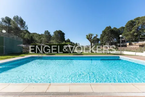 Casa de 150 m² en Nàquera / Náquera