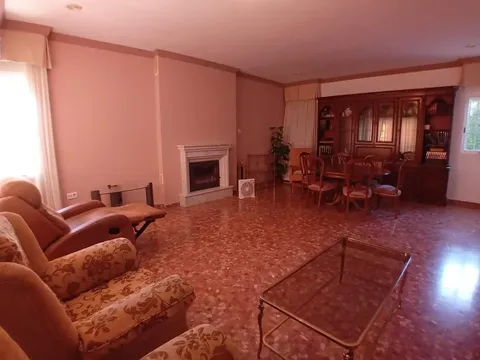 Casa de 254 m² a Còrdova