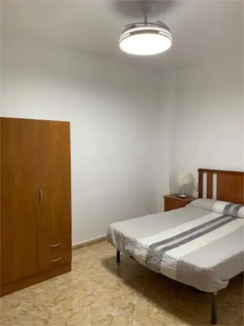 Piso de 75 m² en Llerena