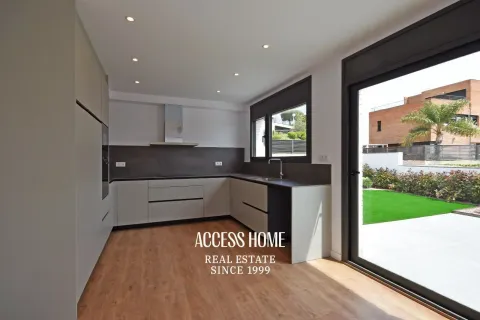 Casa de 364 m² a Tiana