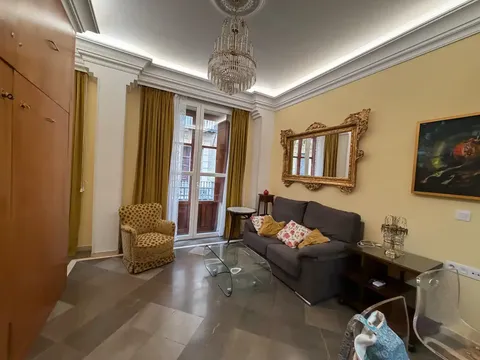 Piso de 87 m² en Granada