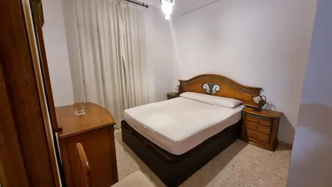 Pis de 75 m² a Còrdova