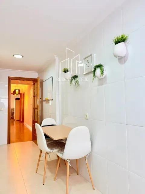 Piso de 140 m² en Castellanos de Moriscos