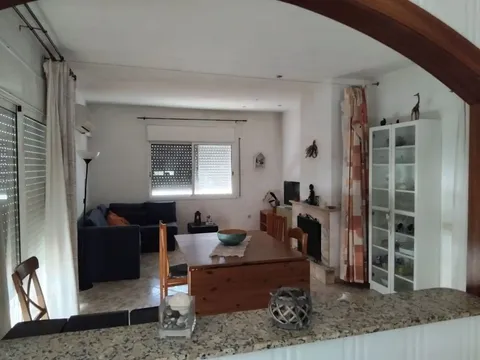 Habitació de lloguer, Olivella