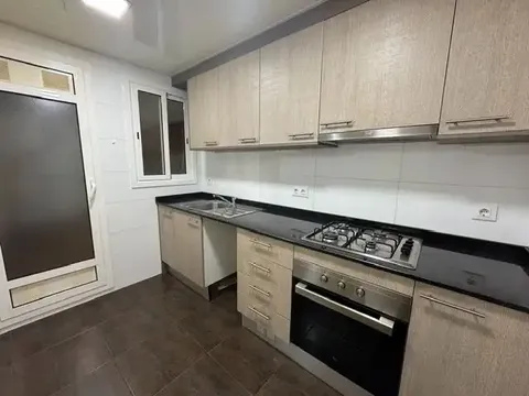 Pis de 91 m² a Sant Boi de Llobregat