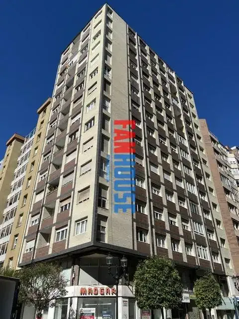 Appartamento 94 m² a Gijón / Xixón