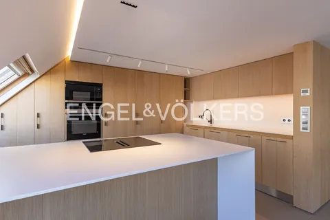 Appartamento 300 m² a Madrid