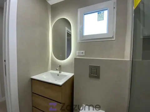Pis de 77 m² a València