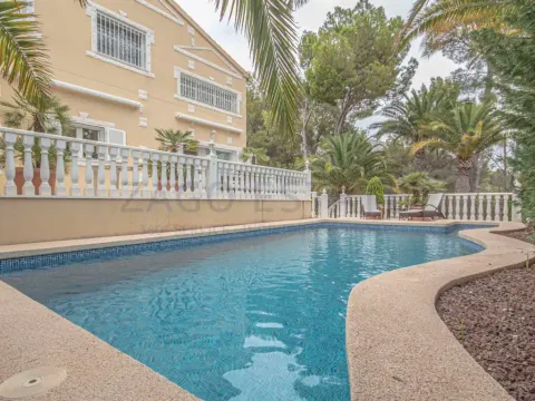 Casa de 212 m² a Altea