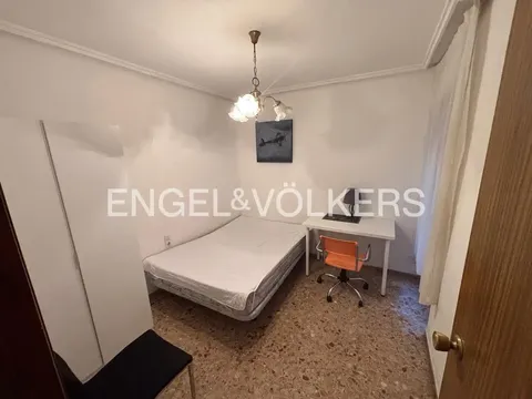 Pis de 110 m² a València