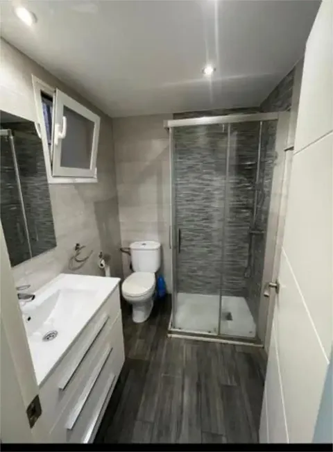 Pis de 70 m² a Còrdova