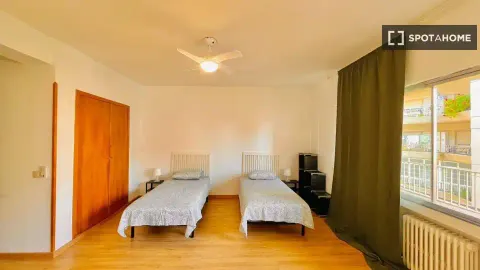 Quarto para alugar, Madrid (2/19)