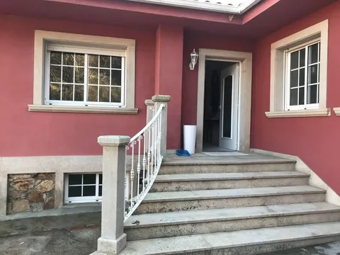 Casa de 277 m² a O Rosal