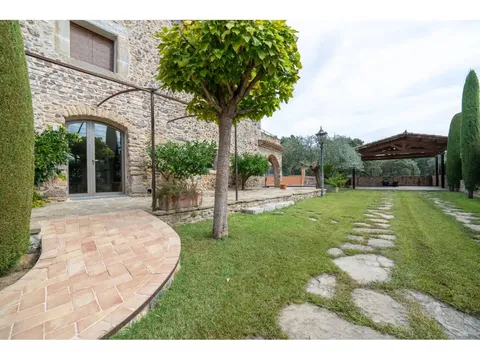 Casa de 282 m² a Garrigàs