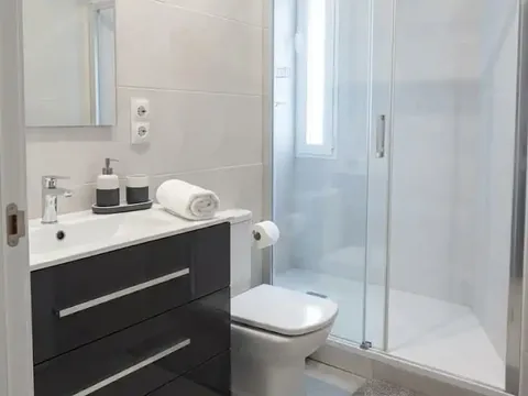 Wohnung 77 m² in Madrid