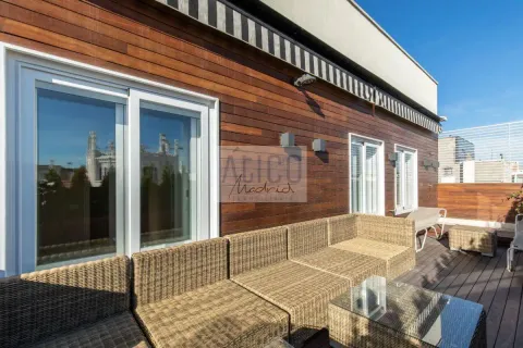 Appartamento 177 m² a Madrid