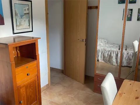 Habitación en alquiler, Canyellas (2/10)