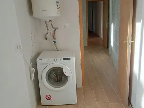 Pis de 84 m² a Almansa