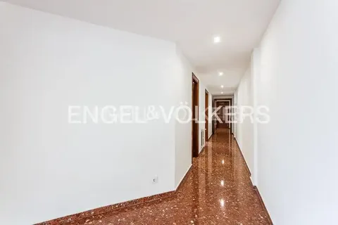 Pis de 200 m² a València