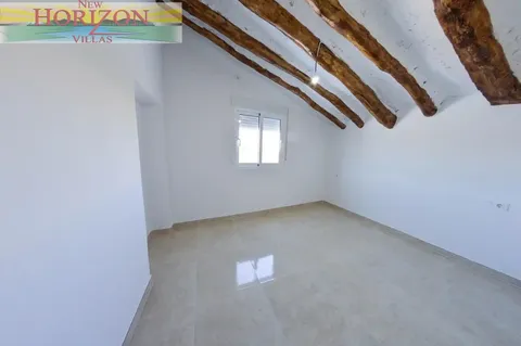 Casa 300 m² a Zurgena