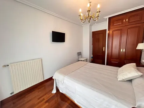 Pis de 89 m² a Gijón