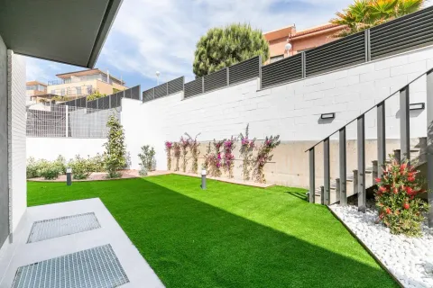 Casa de 344 m² a Tiana
