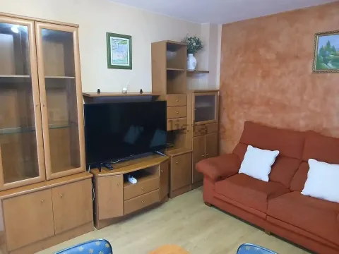 Flat 68 m² in Oviedo (2/9)