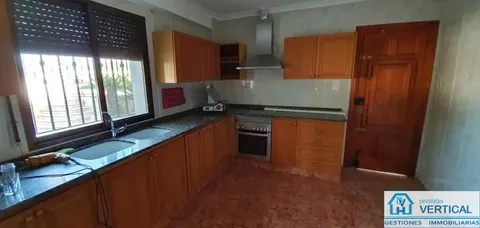 Casa de 630 m² en Riba-roja de Túria