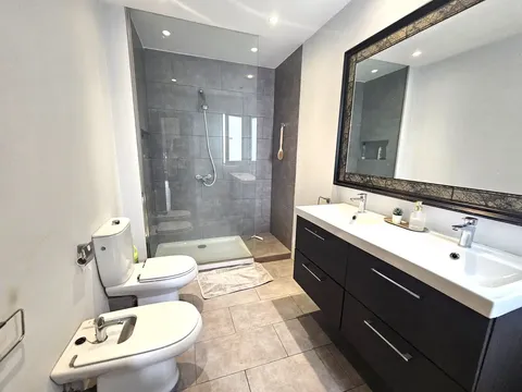 Pis de 206 m² a València