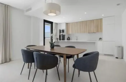 Pis de 121 m² a Estepona